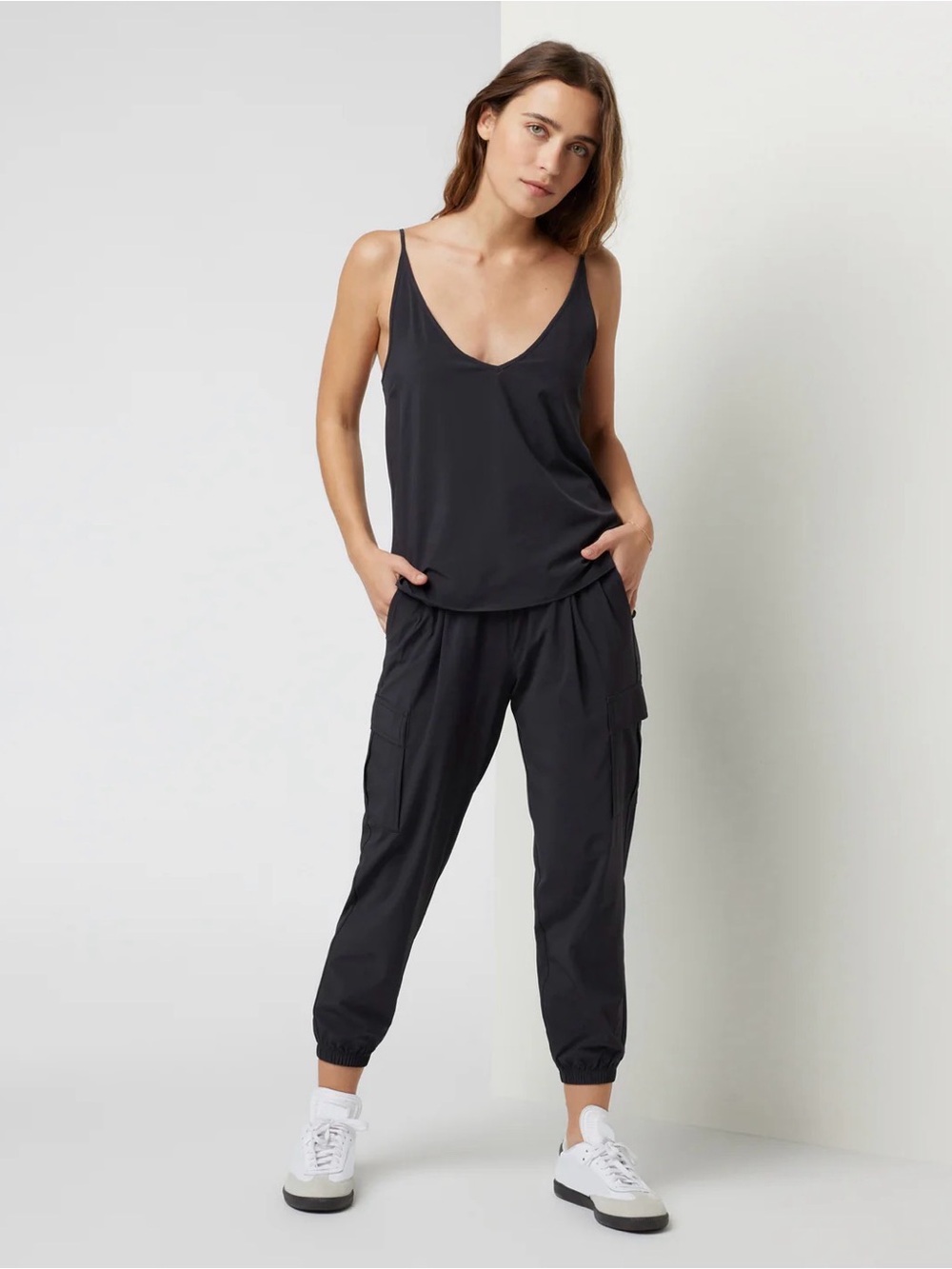 Vuori Villa Cargo Jogger black small